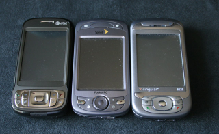 Illustration for article titled Hands-on With the AT&T Tilt: GPS-Enabled Windows Mobile 6 Smartphone